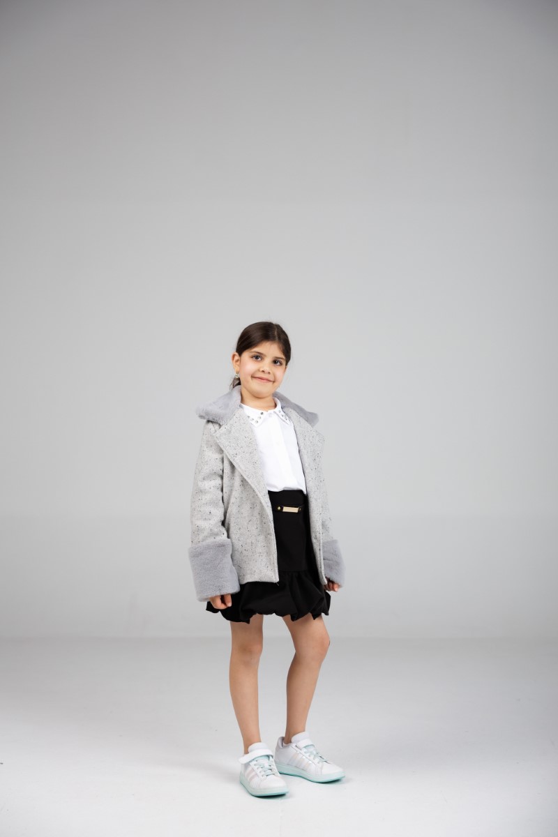 Ruffle‑Hem Belted Mini Skirt – Black & Magenta - Image 4