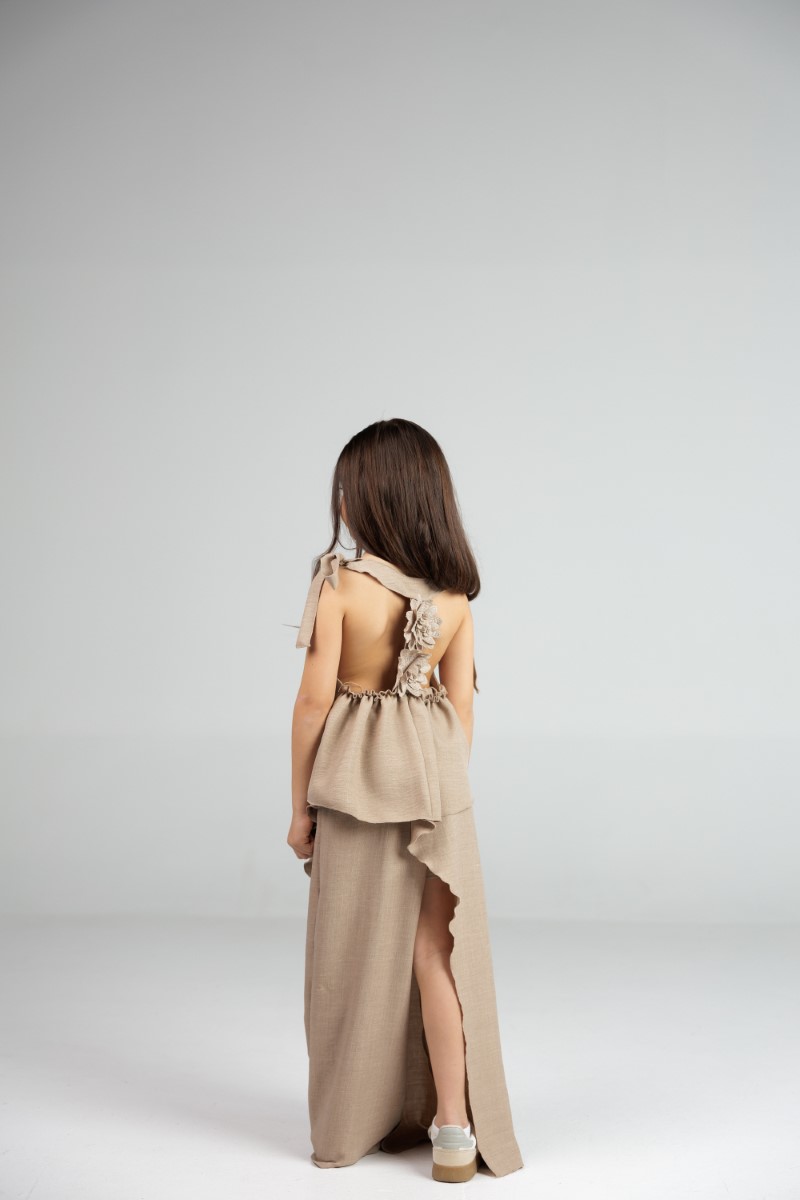 Sleeveless Textured Top with Back Detail - Image 3
