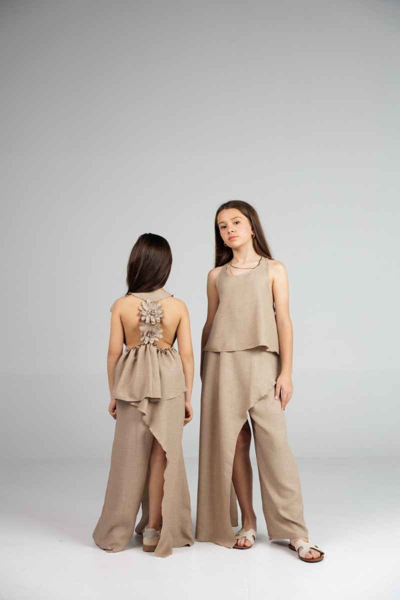 Sleeveless Textured Top with Back Detail - Image 4