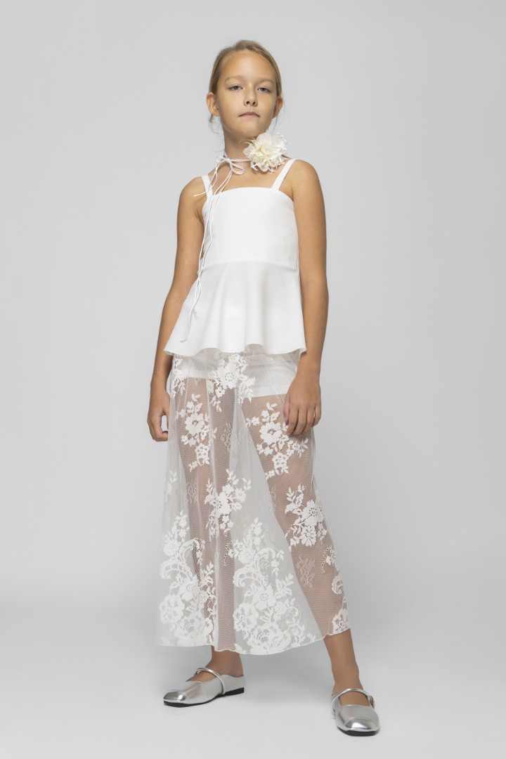Sheer Lace Skirt with Floral Pattern - Image 3